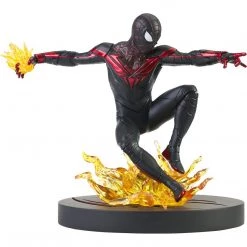 Entertainment Earth Figures Marvel Gallery Spider-Man PS5 Miles Morales Statue