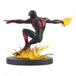 Entertainment Earth Figures Marvel Gallery Spider-Man PS5 Miles Morales Statue