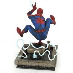 Entertainment Earth Marvel Gallery 1990s Spider-Man Statue Figures